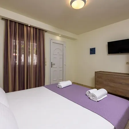 Apartment Roula *