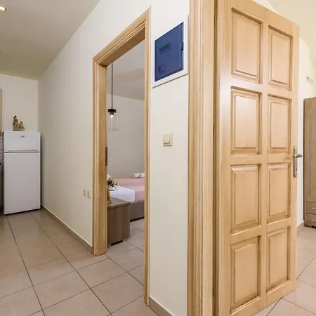 Apartment Roula *