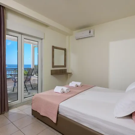 Roula Apartment Koinira